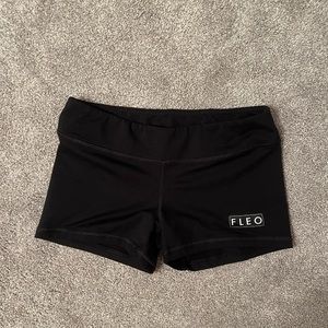 Fleo shorts 3.25